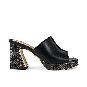 Wilton Sandal in Black